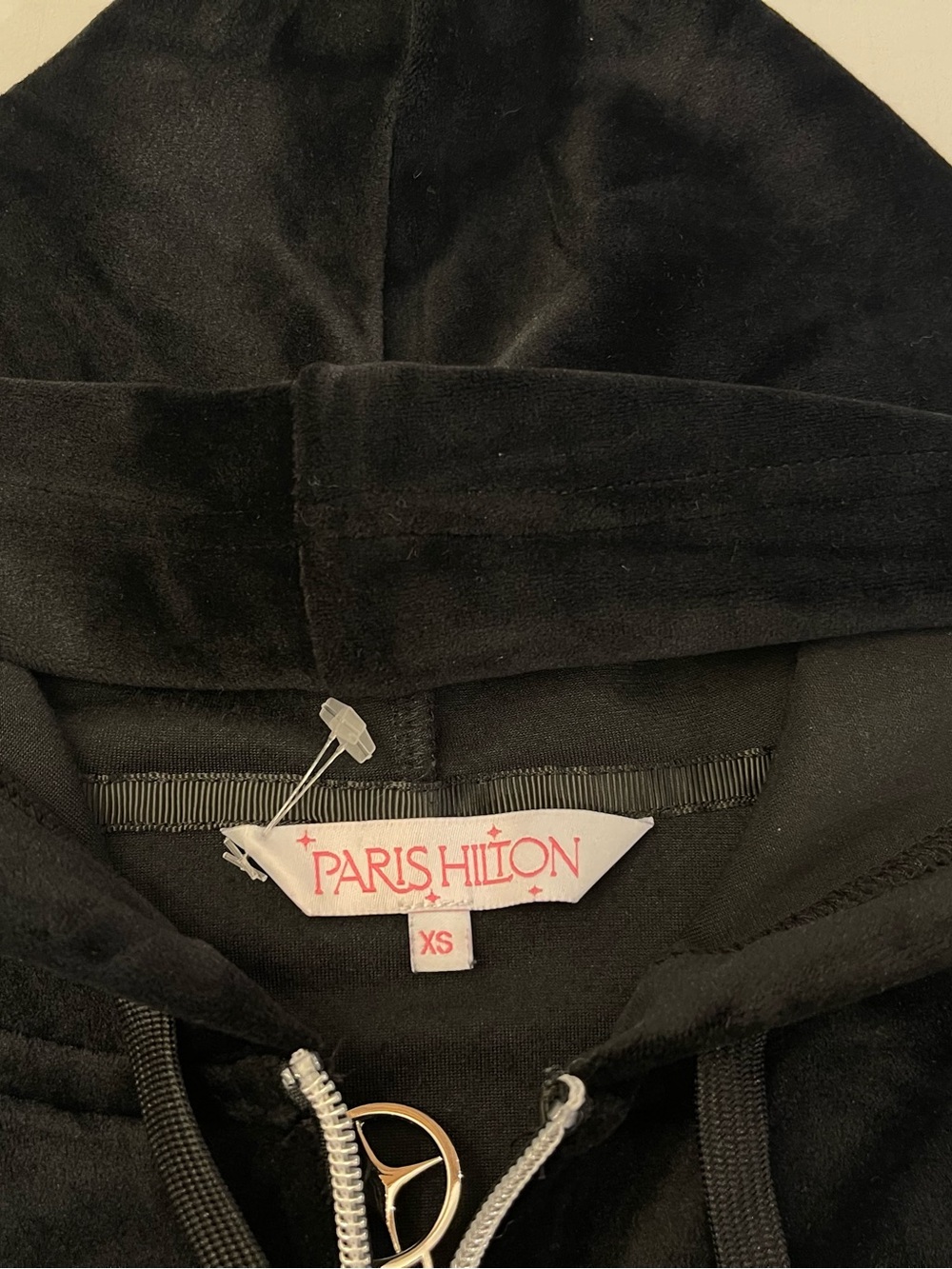 Iconic Paris Hilton Velour Hoodie Black Size XS - Picture 4 of 9